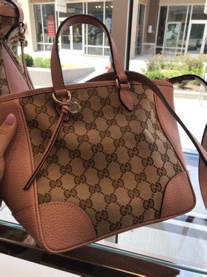 gucci halton hills review|gucci outlet mall halton hills.